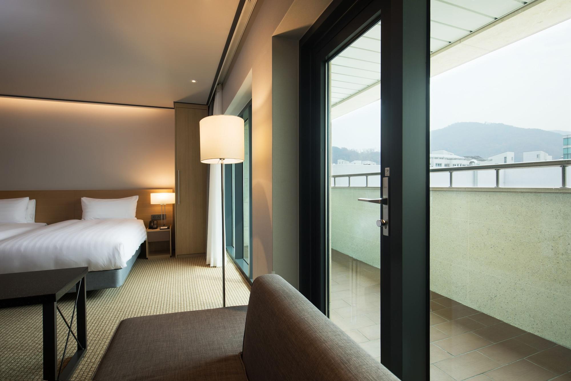 Orakai Cheonggyesan Hotel, BW Premier Collection سيول المظهر الخارجي الصورة