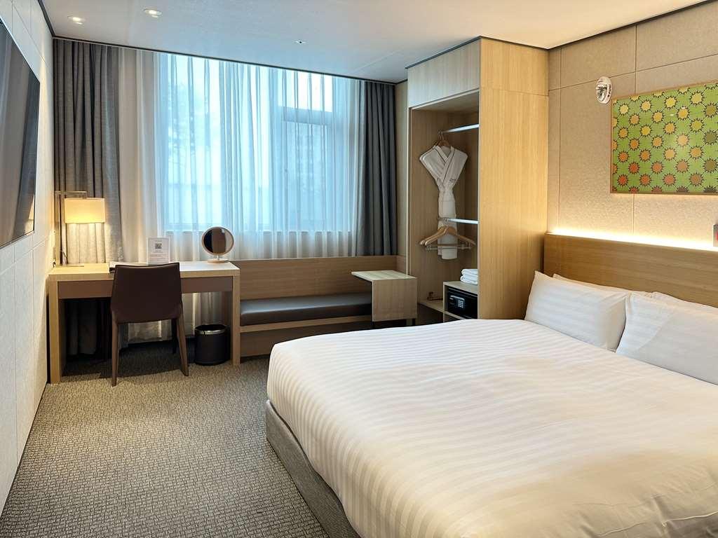 Orakai Cheonggyesan Hotel, BW Premier Collection سيول الغرفة الصورة